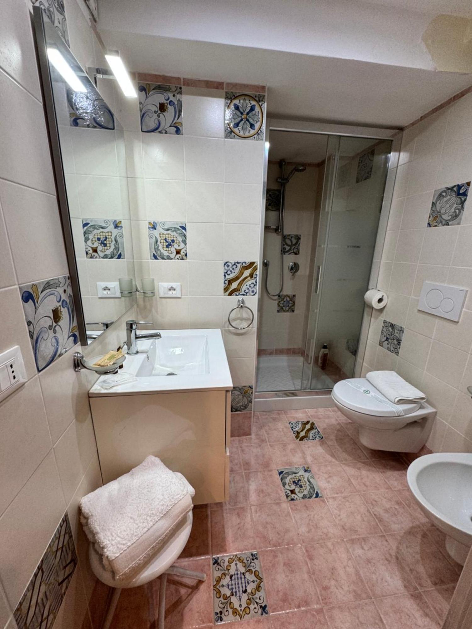 Bed & Breakfast Taorminas Sun Central Boutique Guesthouse & Suites Taormina